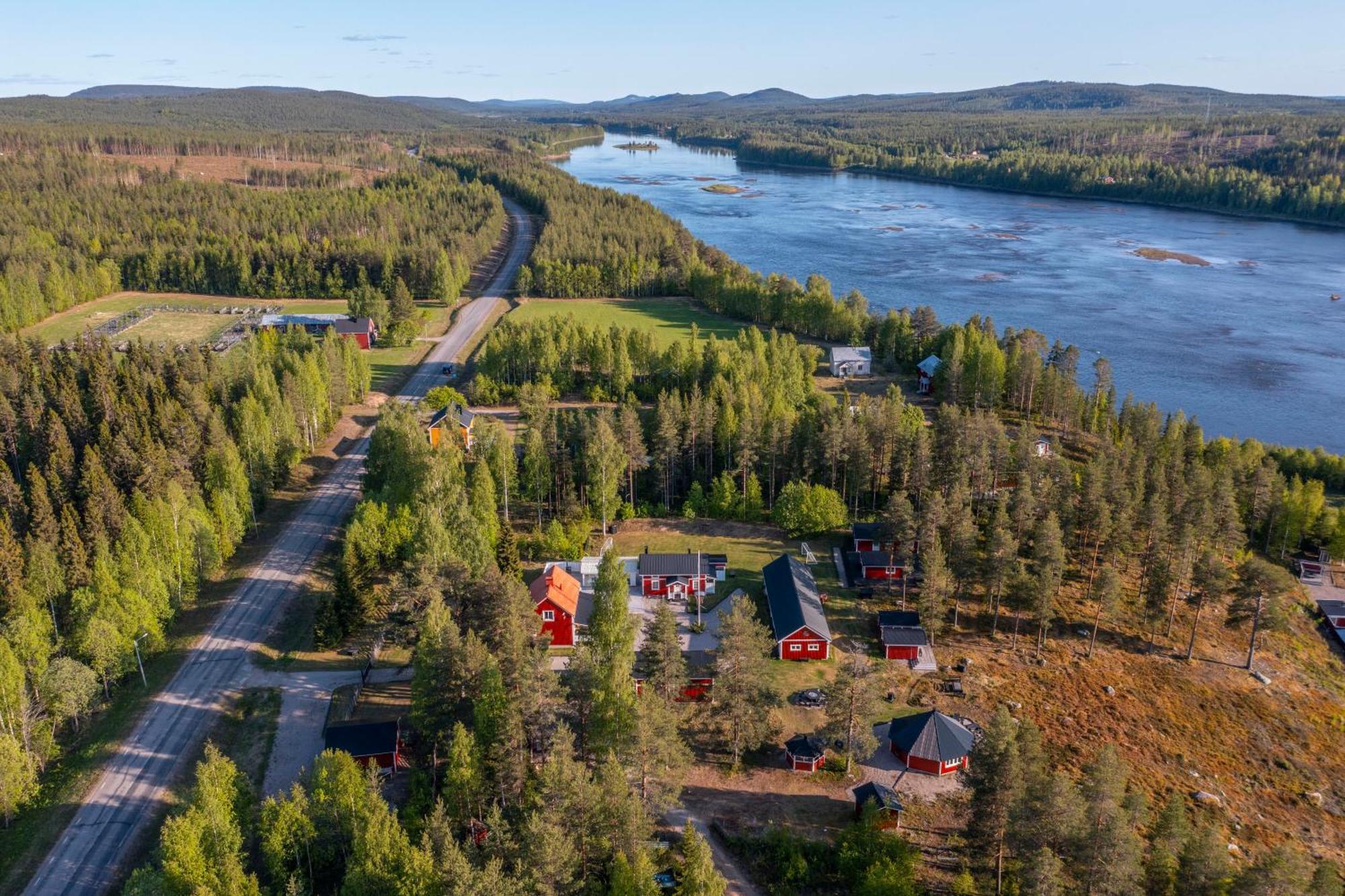 ÖverkalixArctic Ranch别墅 外观 照片